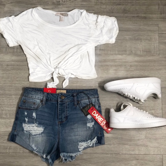 Festival Fun Denim Shorts - Medium Blue Wash - Picture 1 of 3